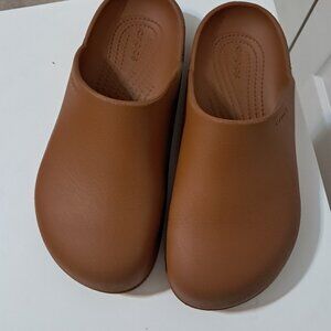 CROCS Women's Brown Mules